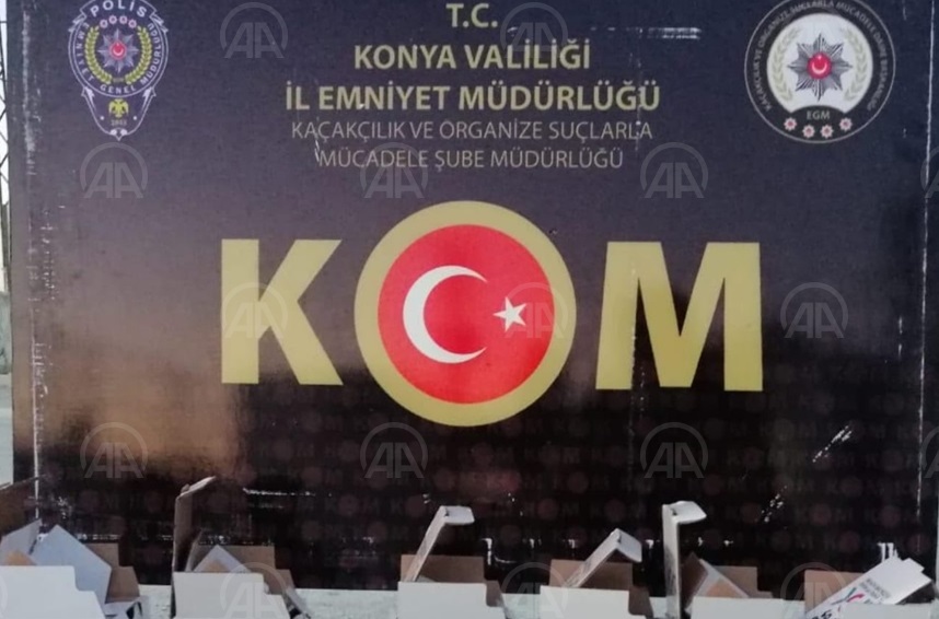 Konya'da iki tırda 38 bin 500 litre kaçak akaryakıt ele geçirildi