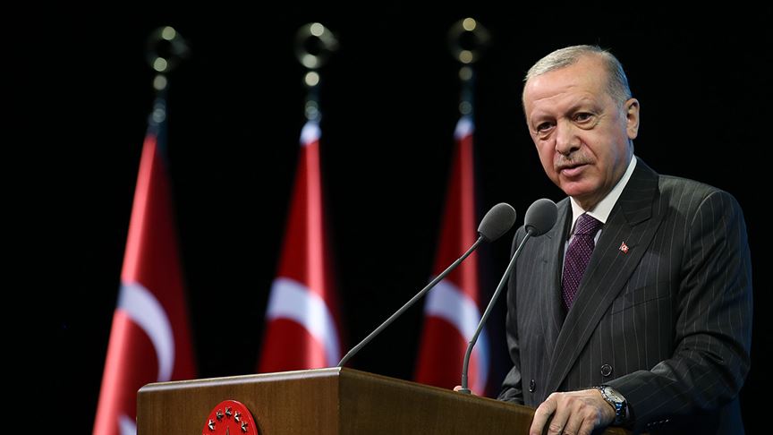 Cumhurbaşkanı Erdoğan'dan 'eğilmedik, eğilmeyiz' paylaşımı