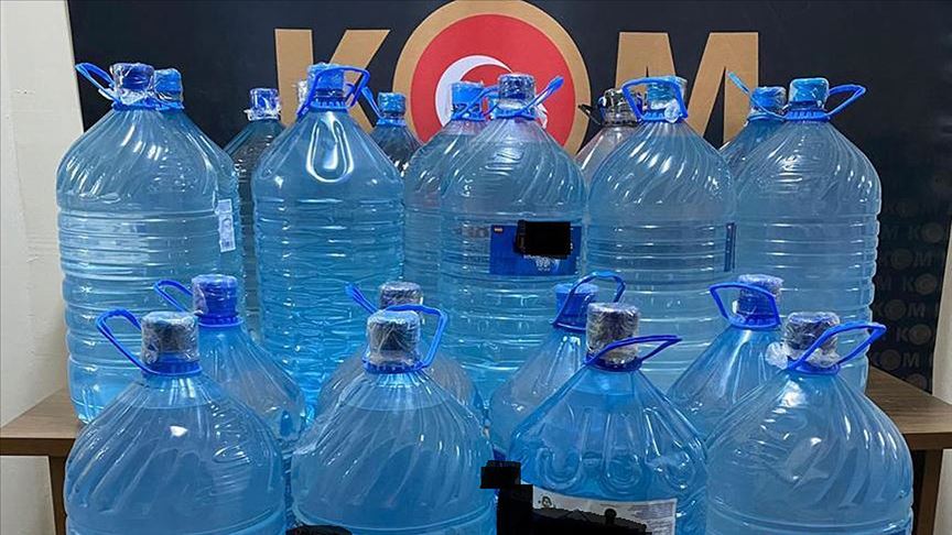 Sahte/Kaçak içki operasyonlarında 16 bin 737 litre etil alkol ile 3 bin 253 litre sahte alkollü içki ele geçirildi