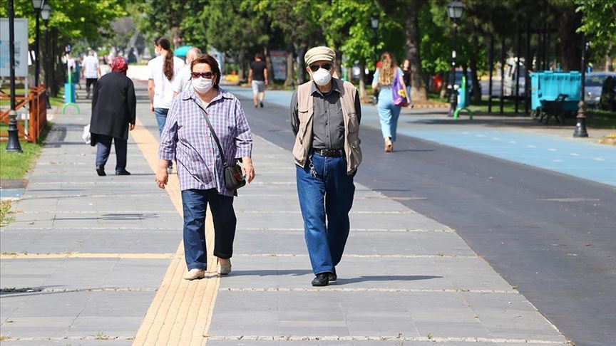 Konya'da 65 yaş ve üzeri vatandaşlara sokağa çıkma kısıtlaması