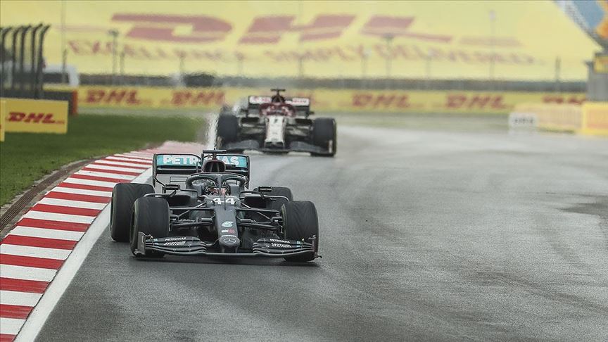 Hamilton Türkiye Grand Prix'sinde 7. şampiyonluğunu ilan etti!