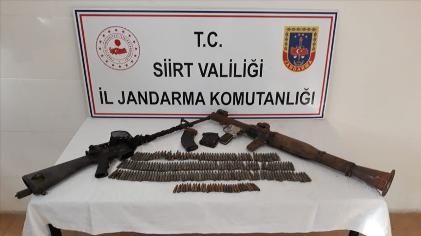 Siirt'te PKK'lı teröristlere ait silah ve mühimmat ele geçirildi!