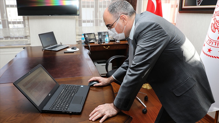 Konya Valisi Özkan'ın oyu '6 Güzel Adam'a..