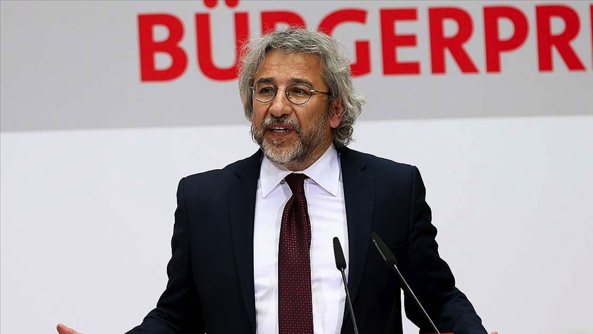 Can Dündar 27 yıl 6 ay hapis cezasına çarptırıldı!