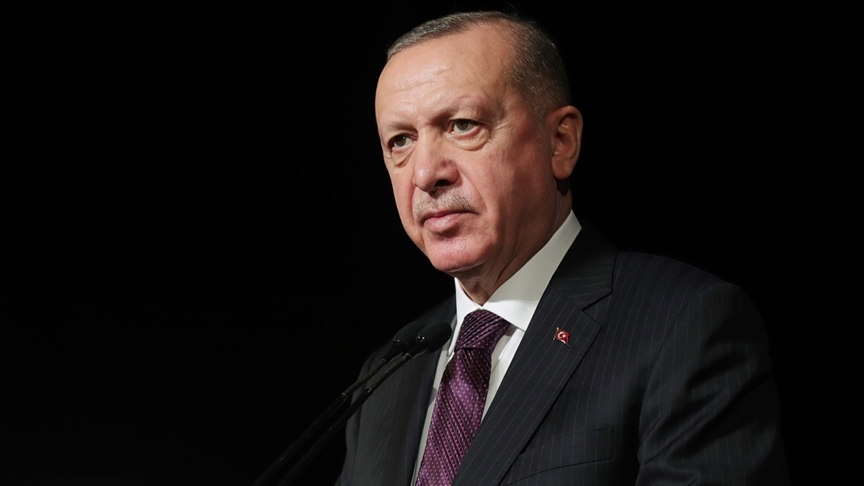 Erdoğan bazı liderlerle telefonda görüşerek karşılıklı yeni yıl tebriğinde bulundu