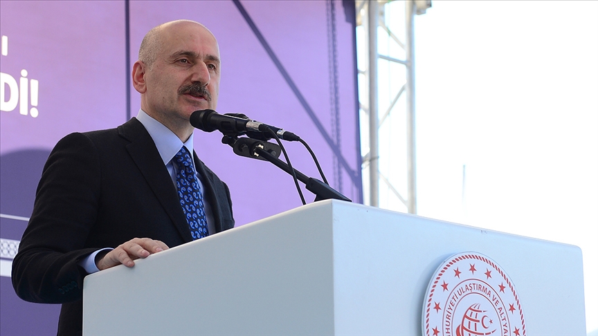 Karaismailoğlu: Yollar, köprüler ve tünellerle insanımızın bereketine bereket katmak için çalışıyoruz