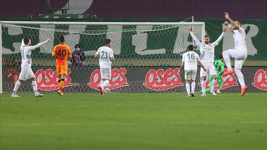 Konyaspor'un 'Üç Büyükler'e karşı bileği bükülmedi!