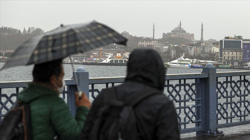Kuraklık riski altındaki İstanbul'da yağan yağmur sevindirdi