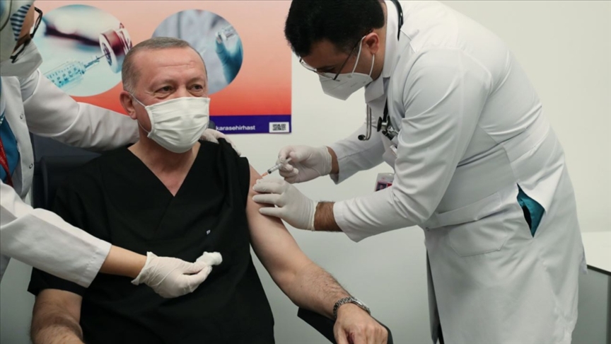 Cumhurbaşkanı Erdoğan da Kovid-19 aşısı yaptırdı!