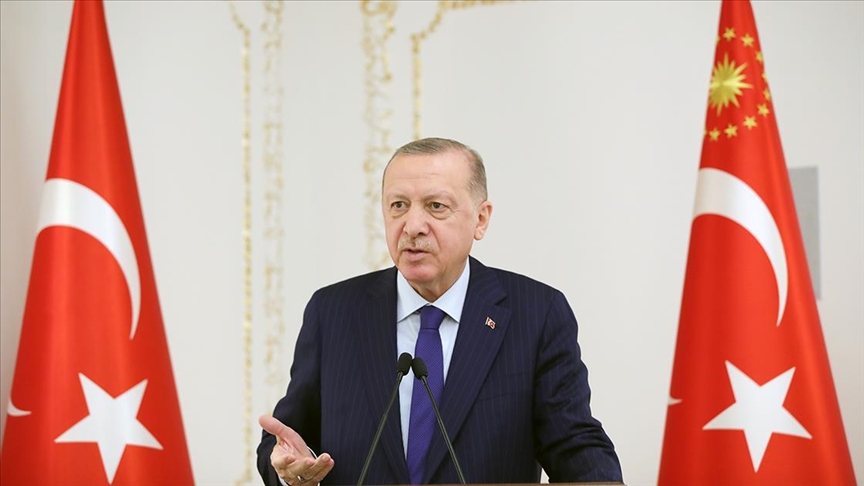 Erdoğan: Salgın çeşitli sıkıntılar getirse de iş dünyamızın önünde yeni fırsat pencereleri de açıyor