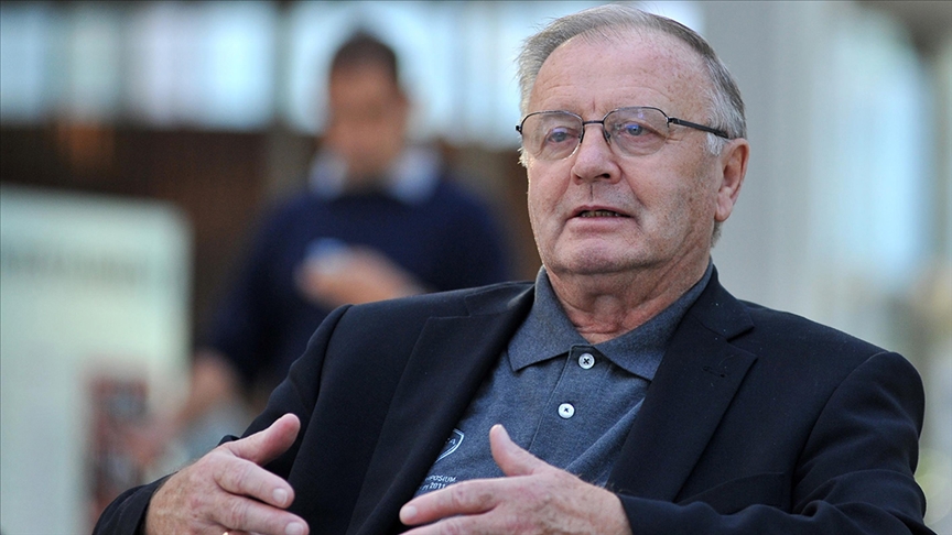 Fenerbahçe'nin eski teknik direktörlerinden Jozef Venglos vefat etti