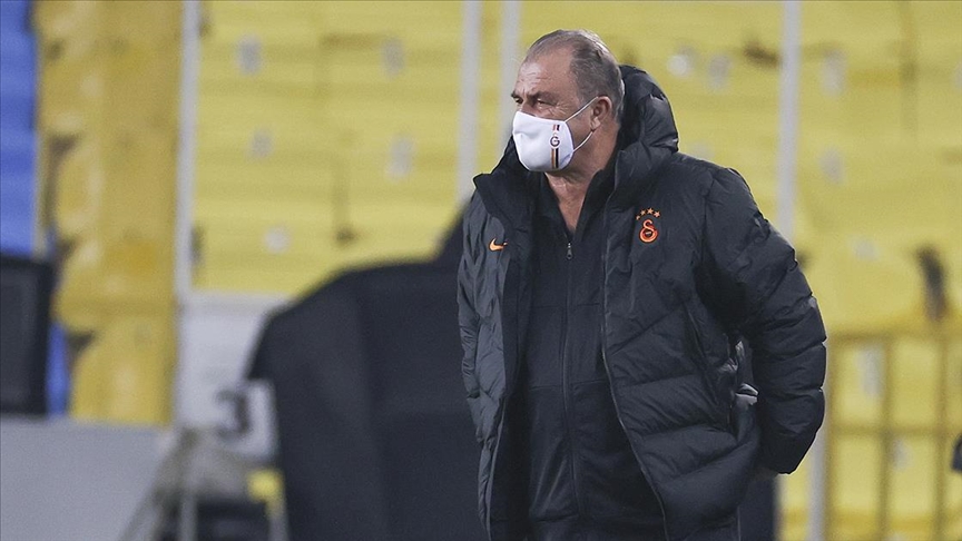 Terim'den derbide hakaret içerikli tezahürat yapıldığı gerekçesiyle suç duyurusu