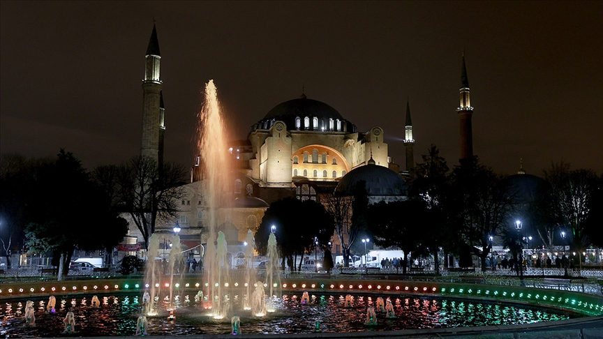 Ayasofya-i Kebir Cami-i Şerifi'nde Regaip Kandili idrak edildi!