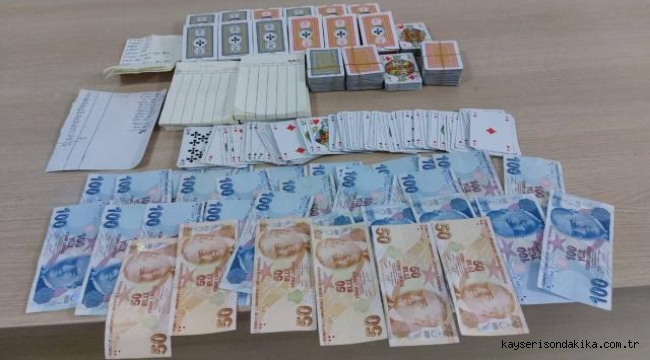 Kayseri'de kumar oynayan 7 kişiye 29 bin 400 lira ceza
