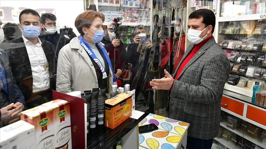 İYİ Parti Genel Başkanı Meral Akşener, Konya'da esnafı ziyaret etti!