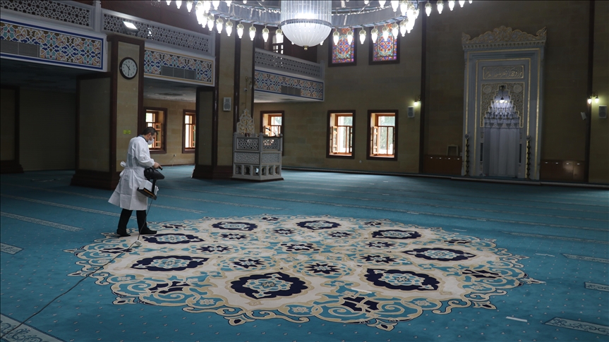 Adana, Mersin, Hatay ve Osmaniye'de camiler ramazana hazırlandı