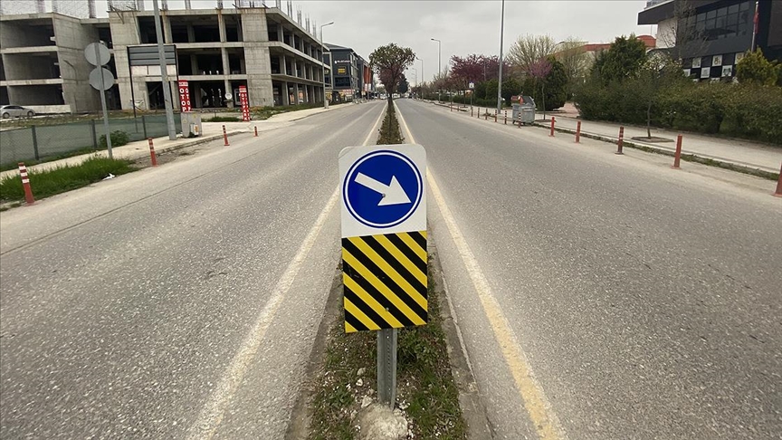 Türkiye genelinde hafta sonu kesintisiz uygulanacak sokağa çıkma kısıtlaması başladı