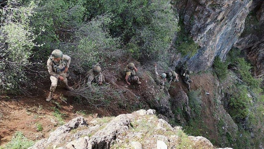 Pençe-Şimşek ve Pençe-Yıldırım operasyonları / 2 PKK'lı terörist daha etkisiz hale getirildi