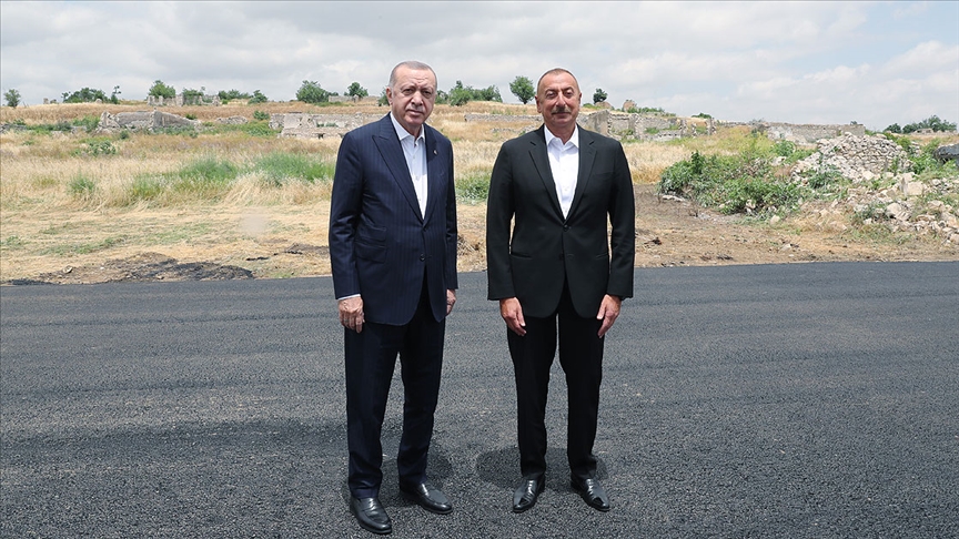 Cumhurbaşkanı Erdoğan ile Azerbaycan Cumhurbaşkanı Aliyev Fuzuli'de bir araya geldi