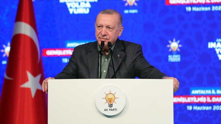 Cumhurbaşkanı Erdoğan: Turizmde asıl hedefimiz 2019'daki 52 milyonluk turist sayısına ulaşmak