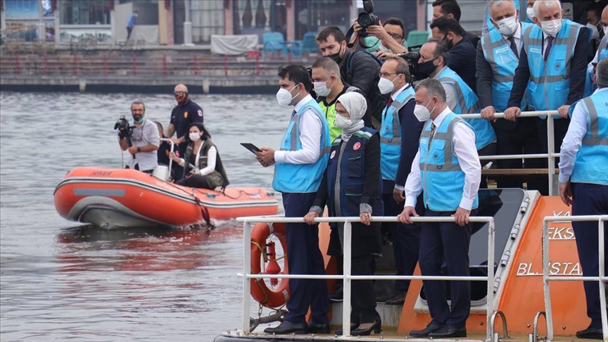 Marmara Denizi'nin oksijen seviyesini artıracak cihazlar denize bırakıldı