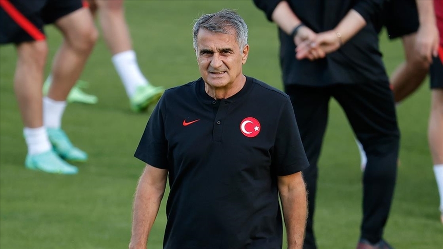 Uğurcan Çakır ve Şenol Güneş'e hakaret içerikli paylaşımlar yapanlar hakkında işlem başlatıldı