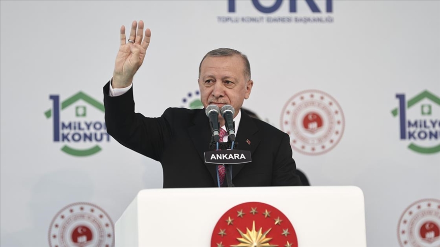 Cumhurbaşkanı Erdoğan: Biz eserlerimizle konuşuyoruz