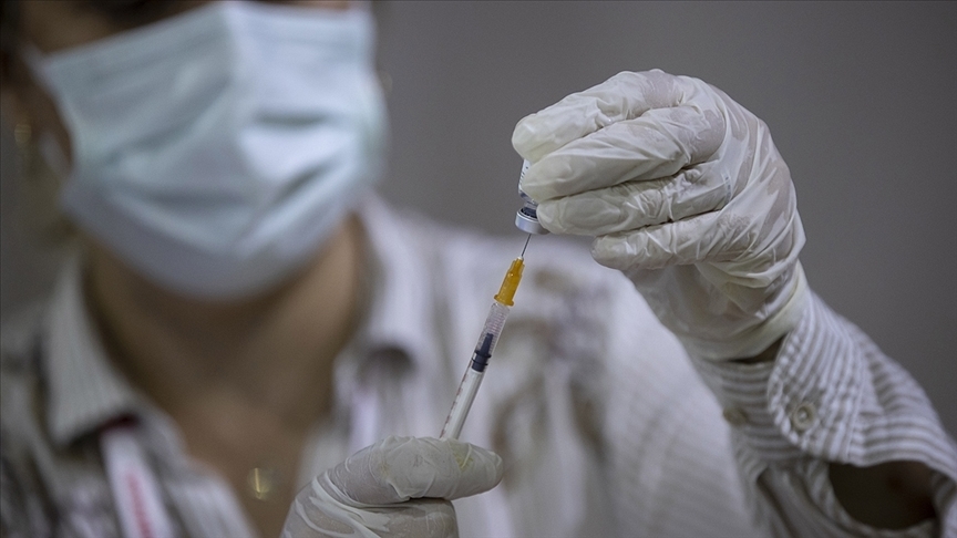 Bakan Koca, toplam yapılan aşı dozu sayısının 71 milyonu geçtiğini bildirdi