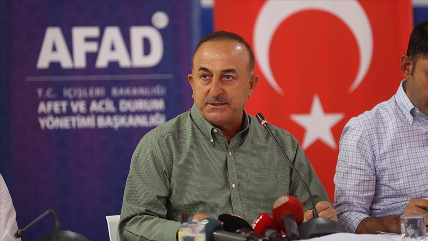 Çavuşoğlu: Manavgat'ta yangının daha ileriye gitmesini müdahaleler sayesinde durdurduk