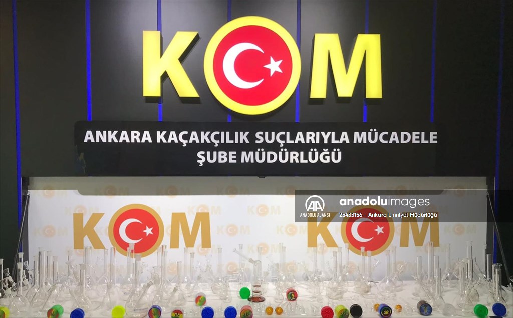 Ankara'da Kaçakçılık Suçlarıyla Mücadele Şubesi ekiplerinin denetimlerinde 5 kişi gözaltına alındı