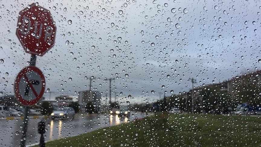 Meteorolojiden Marmara, Ege, Karadeniz kıyıları ve bazı iller için sağanak uyarısı