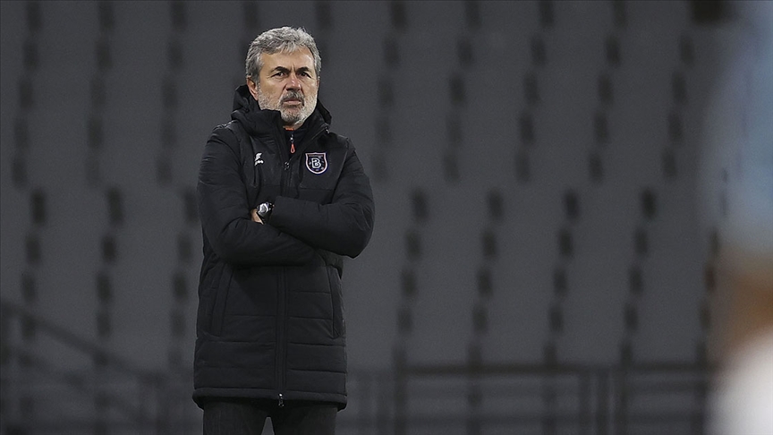 Medipol Başakşehir'de Aykut Kocaman dönemi resmen sona erdi