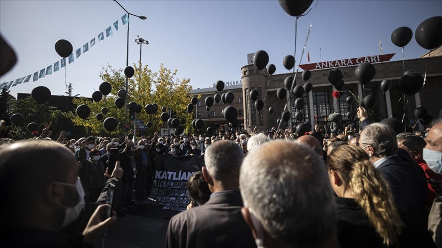 Ankara Garı saldırısında hayatını kaybedenler anıldı