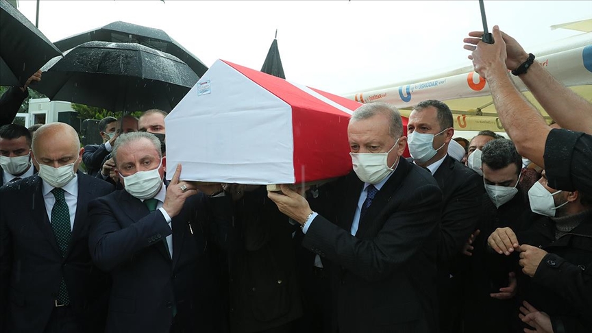Cumhurbaşkanı Erdoğan AK Parti Milletvekili İsmet Uçma'nın cenazesine katıldı