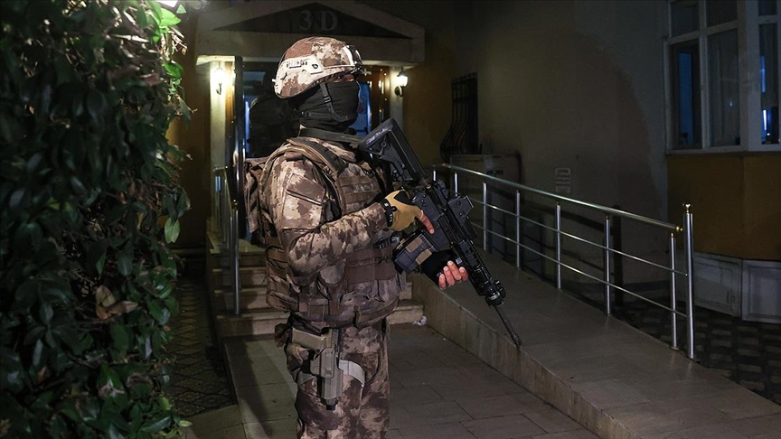İstanbul merkezli 16 ilde terör örgütü DHKP/C'ye operasyon: 54 gözaltı