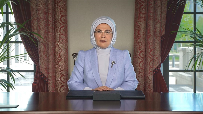 Emine Erdoğan: Küresel ısınma, sadece insan yaşamını değil, bütün ekosistemi etkilemekte..