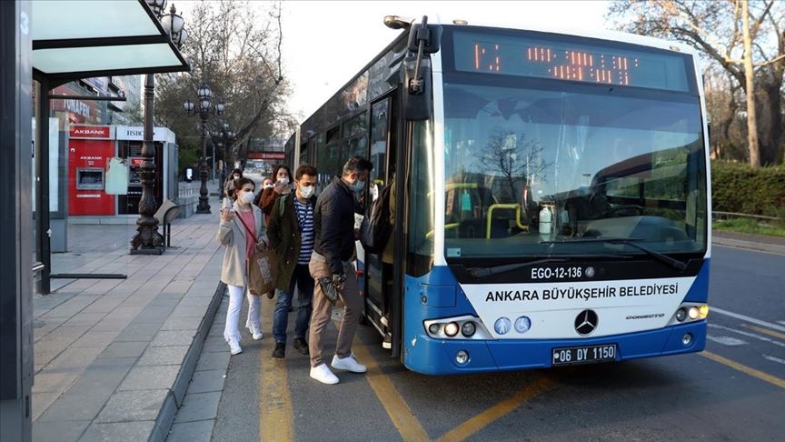 Başkentteki eczacılar için yıl sonuna kadar 'ücretsiz toplu taşıma' kararı