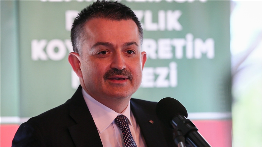 Bakan Pakdemirli çiğ süt tavsiye fiyatını değerlendirdi