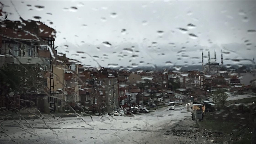 Marmara Bölgesi'nin bazı illeri için kuvvetli yağış uyarısı