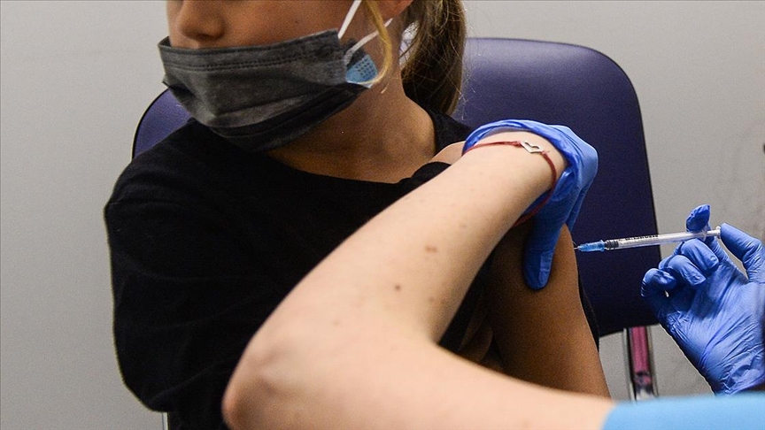 Fransa'da 6 çocuğa yanlış Kovid-19 aşısı uygulandı