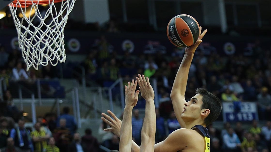 Ömer Faruk Yurtseven NBA kariyerinin en iyi maçını oynadı