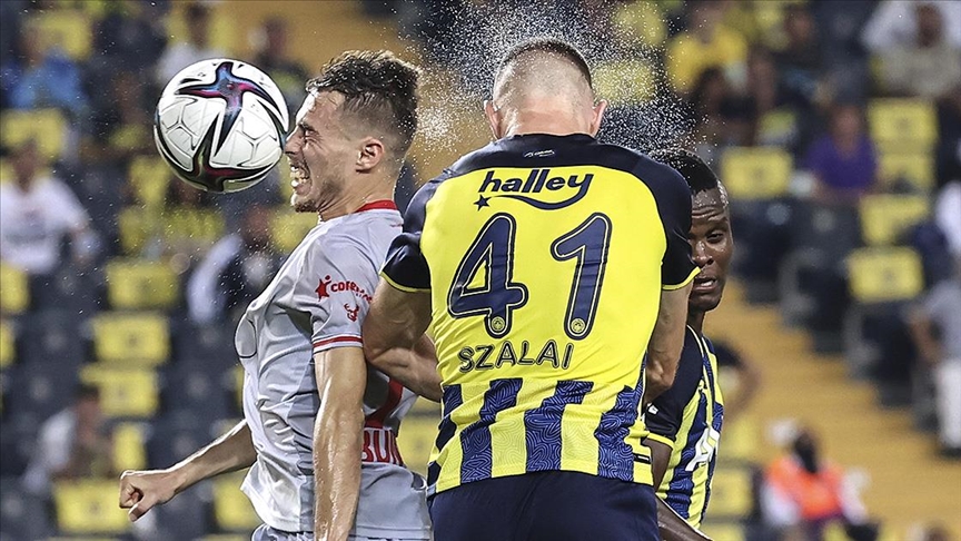 Fenerbahçe, Süper Lig'de yarın Antalyaspor'a konuk olacak!