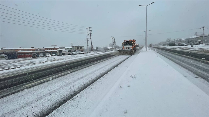 Karaismailoğlu: Türkiye genelinde tamamına yakın kesimlerde trafiğimiz açık