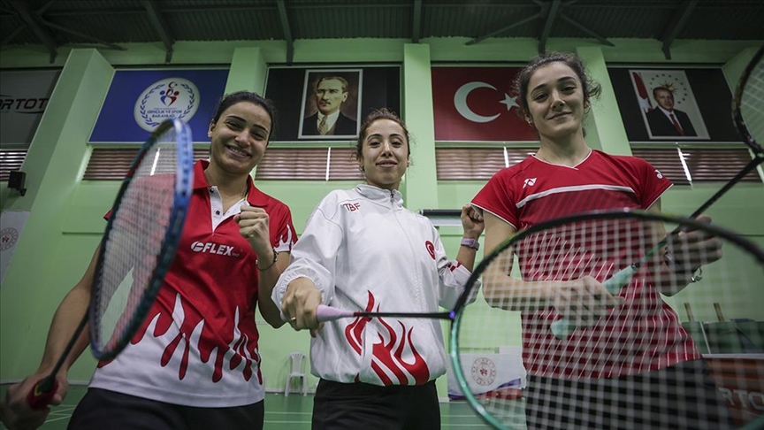 Türk Badmintonunun 'ÖNCÜ KADINLARI'