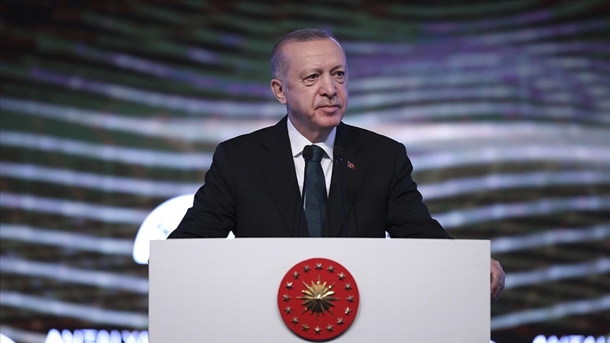 Erdoğan: İslamofobi veba gibi Batılı ülkelerde yayılmaya, toplumu zehirlemeye devam ediyor