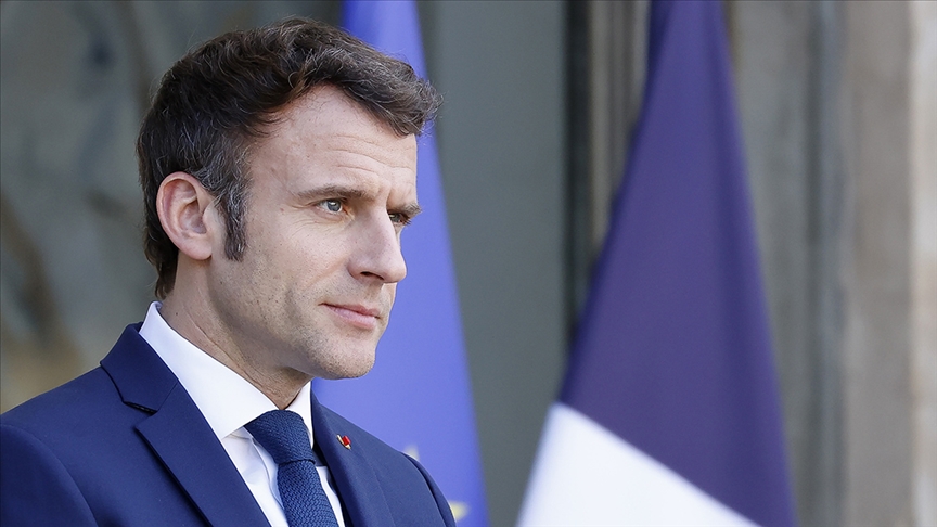 Macron yönetiminin yeni kabinesi dikkatleri üzerine topladı