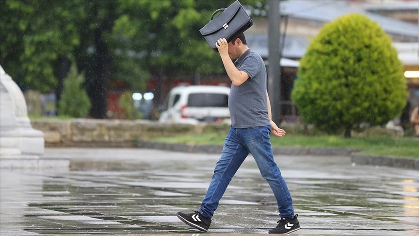 Meteorolojiden gök gürültülü sağanak uyarısı