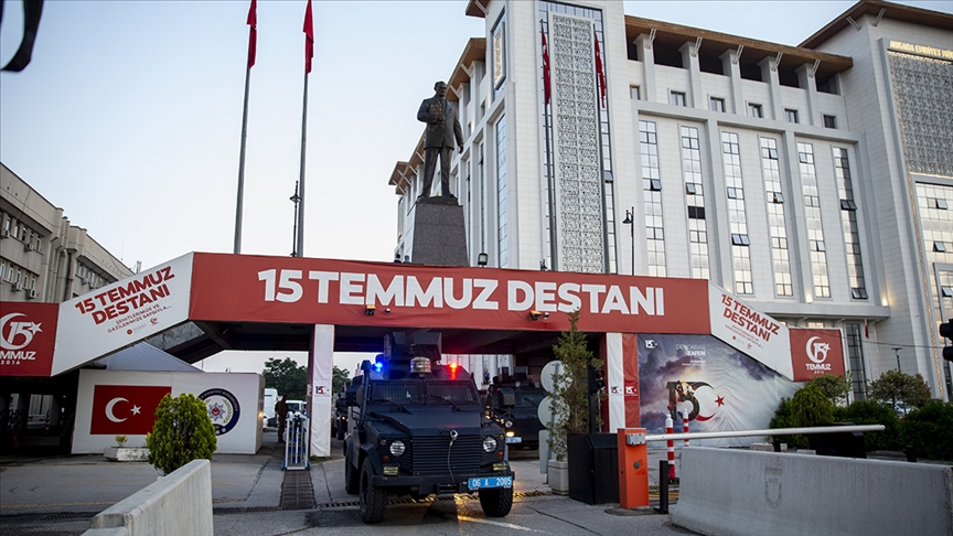 Ankara merkezli 8 ilde uyuşturucu satıcılarına operasyon