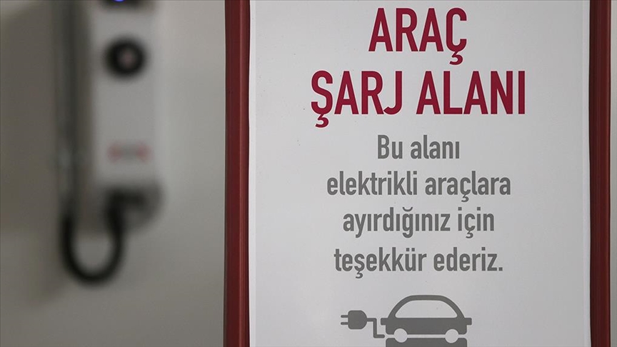 Elektrikli taşıtları şarj etmek için kurulacak tesisata ilişkin teknik şartname Resmi Gazete'de