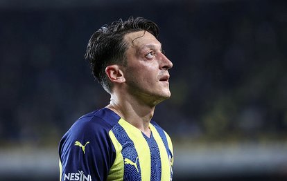 Mesut Özil sessizliğini bozdu: Bırakmayacağım